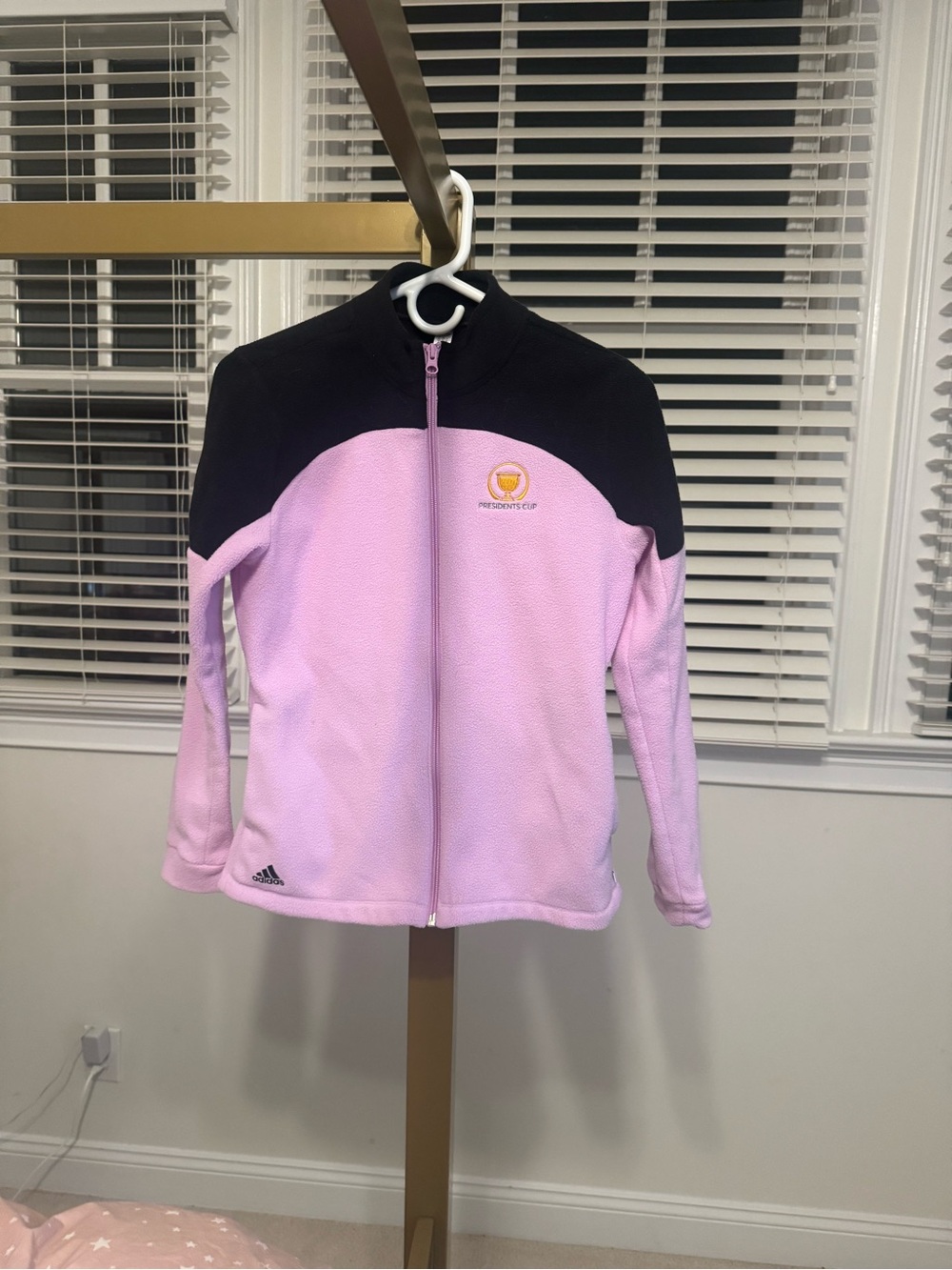 adidas kids Presidents Cup golf Pink and Black Full-Zip Fleece (XL)